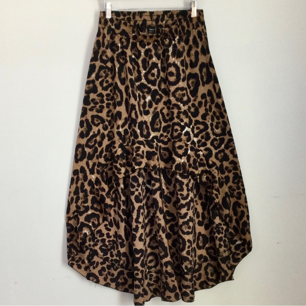 Leopard print skirt by SHEIN small US sz 4 ruffles on bottom